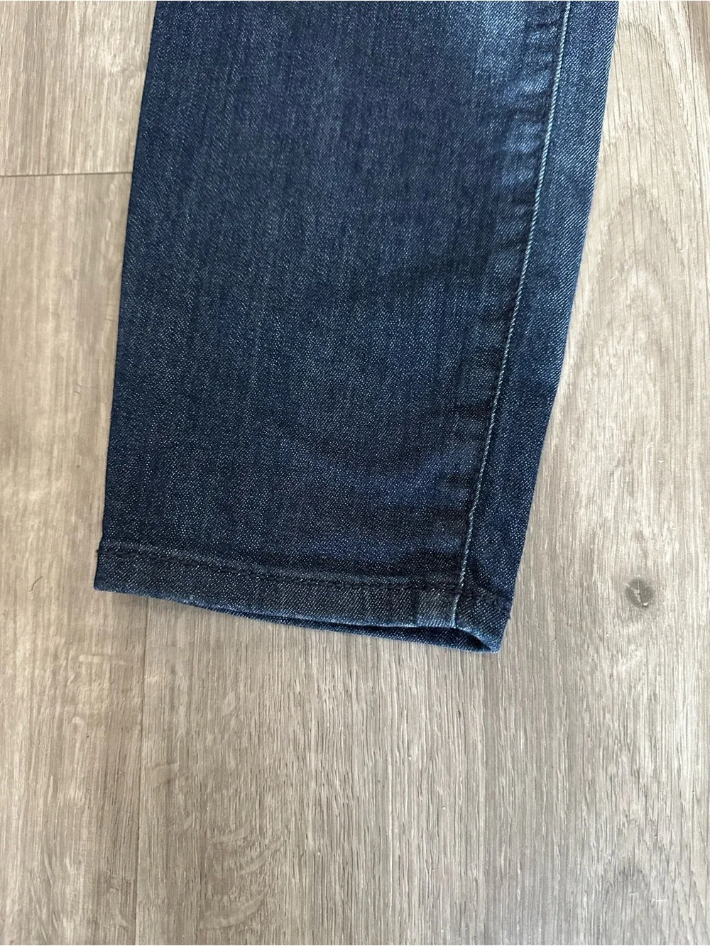 Universal Thread Jeans - Picture 2 of 6